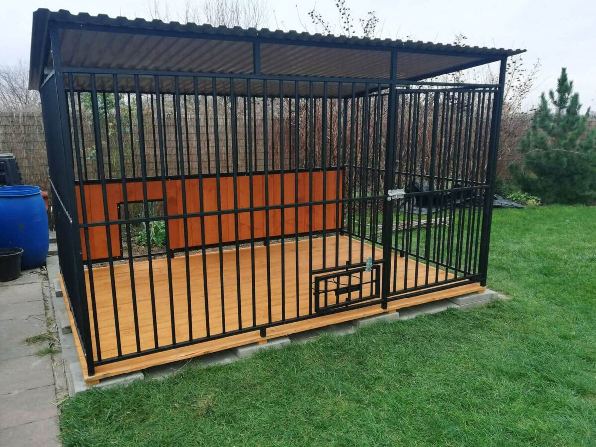 Hundezwinger mit Pultdach nach hinten 3m x 2m Vierkantprofil