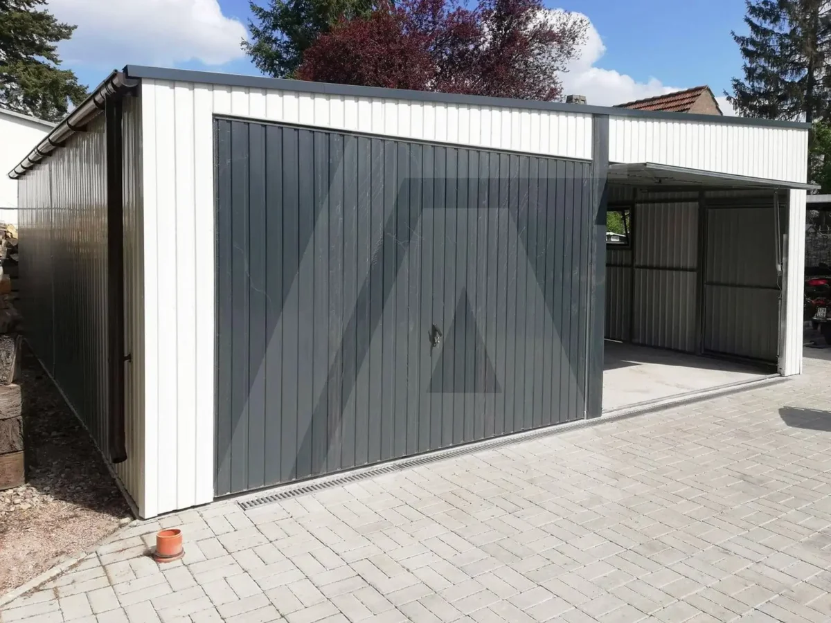 Blechgarage 7 x 7 Weiß RAL 9010, Neigung nach links